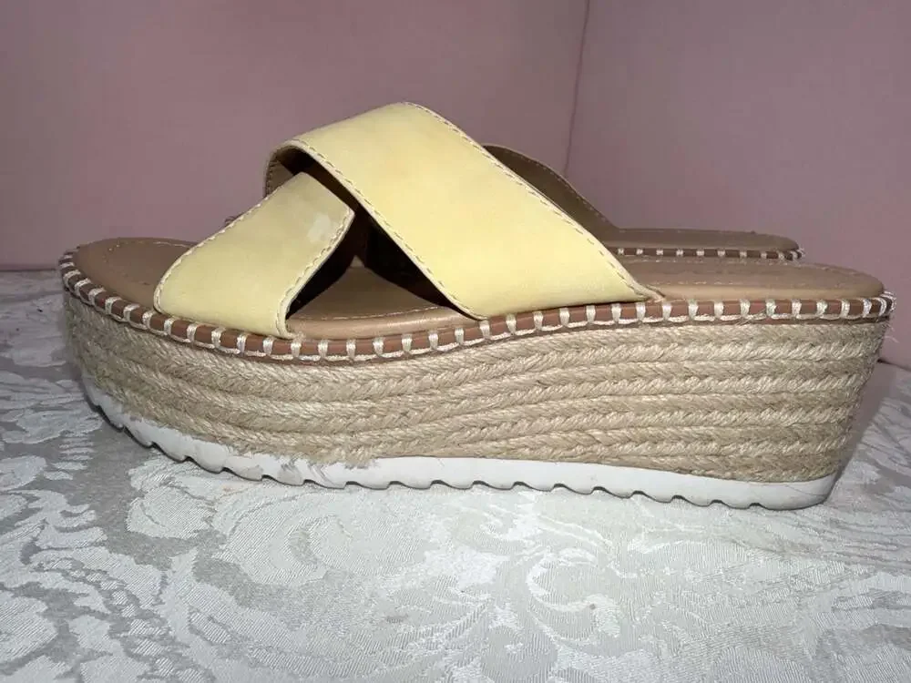 Soda Yellow Faux Suede Criss Cross Espadrille Platform Wedge Sandals Size 10